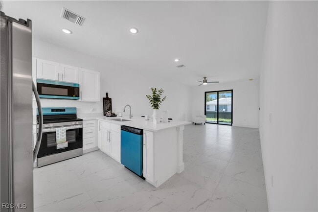 936-938 Homestead Rd S in Lehigh Acres, FL - Building Photo - Building Photo