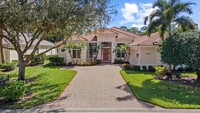 8048 Links Way in Port St. Lucie, FL - Foto de edificio - Building Photo