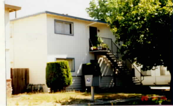 988 College Dr in San Jose, CA - Building Photo - Building Photo