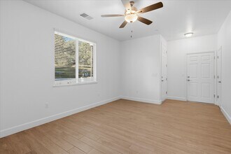 40519 Bollinger Pl in Oakhurst, CA - Building Photo - Building Photo