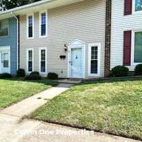 303 E Montcastle Dr in Greensboro, NC - Building Photo