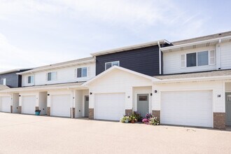 Killarney Crossing in Sioux Falls, SD - Foto de edificio - Building Photo