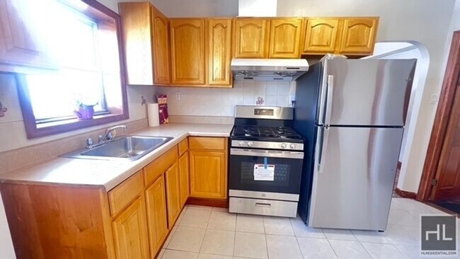 property at 9531 Farragut Rd
