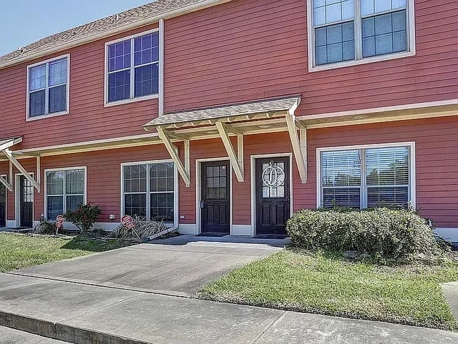 2202 Johnston St, Unit 103