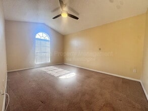 116 Barrington Dr in Kissimmee, FL - Building Photo - Building Photo