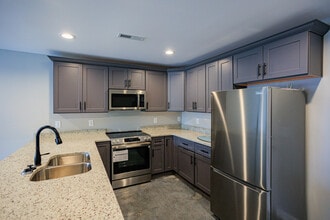 255 New Town Rd. in Watertown, TN - Foto de edificio - Interior Photo