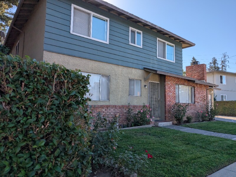 914 College Dr in San Jose, CA - Building Photo
