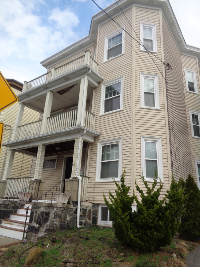 61 Grove St, Unit 1