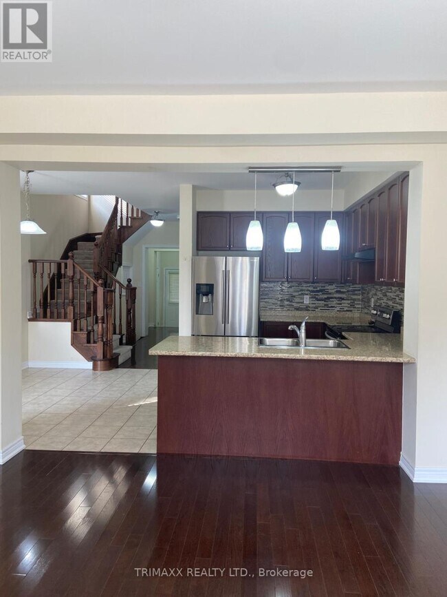 7 Vinewood Rd in Caledon, ON - Building Photo - Building Photo