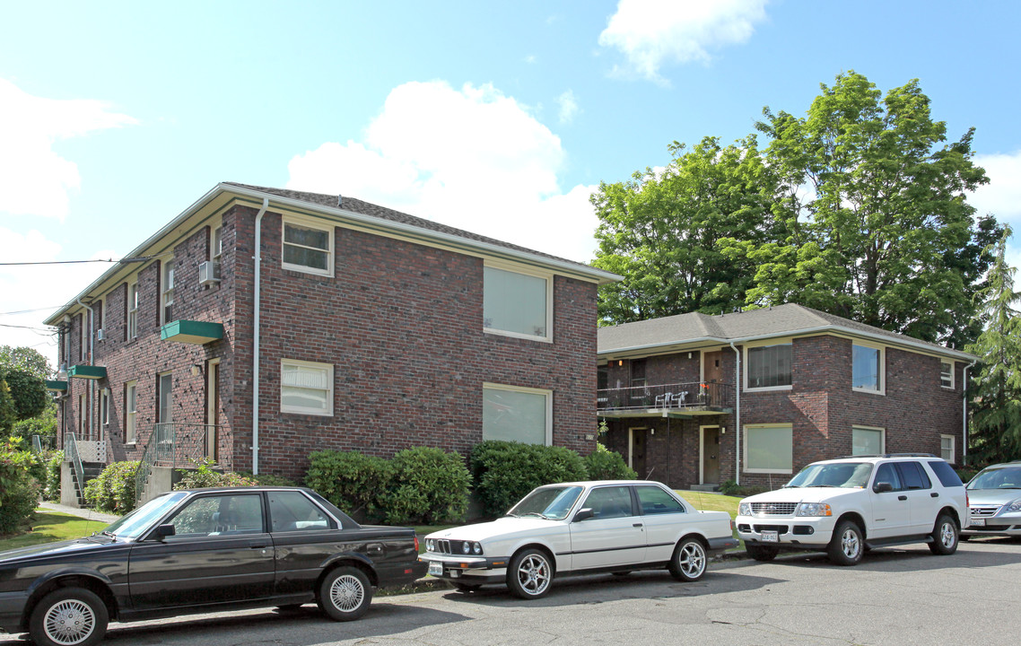 Dorothy Terrace in Tacoma, WA - Building Photo