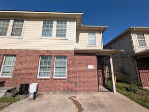 6812 Winton St in Houston, TX - Building Photo - Building Photo
