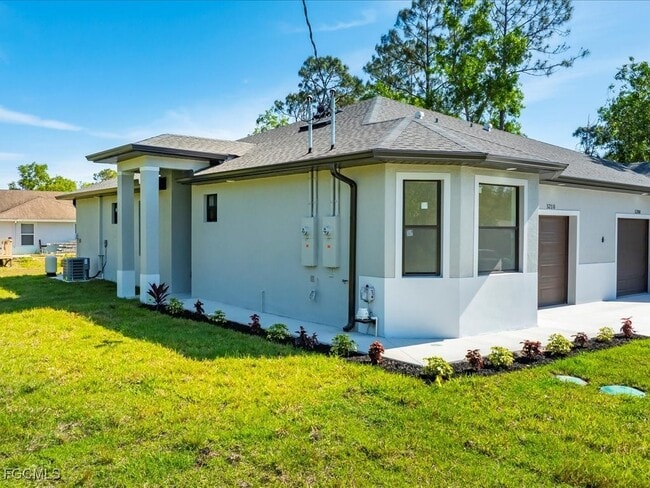 5210 28th St SW in Lehigh Acres, FL - Building Photo - Building Photo