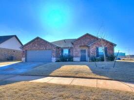 7532 NW 143rd St in Oklahoma City, OK - Building Photo