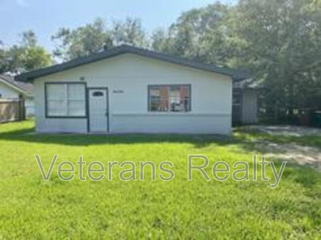 property at 101 Park Row Ave