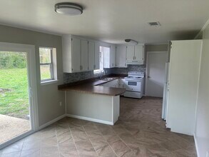 136 Holt Rd in Lucedale, MS - Building Photo - Building Photo
