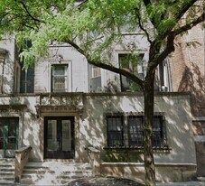 Landmark in New York, NY - Building Photo