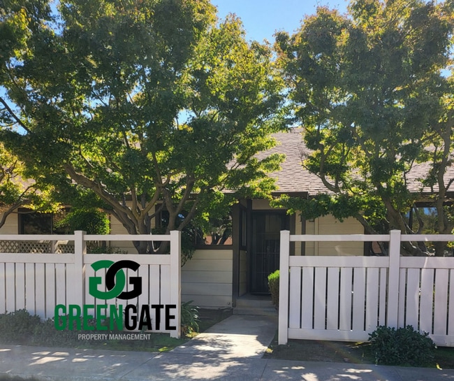 property at 700 W Roseburg Ave