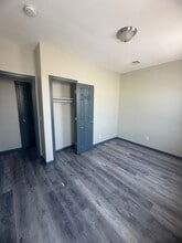 71 W Runyon St in Newark, NJ - Building Photo - Building Photo