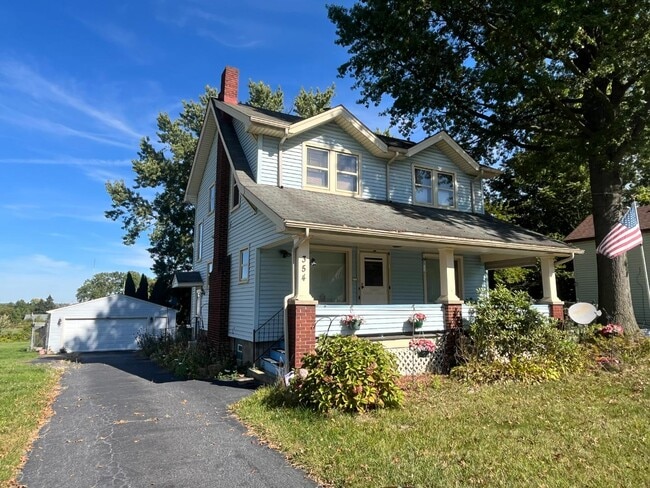 property at 354 E Indianola Ave