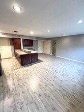 20301 Shelburne Rd in Shaker Heights, OH - Building Photo - Building Photo