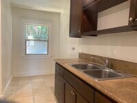 1050 Lagoon Ave, Unit 1050.5 - 6