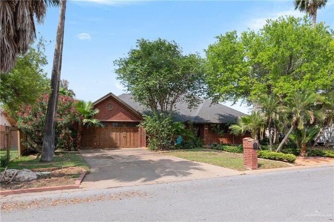 property at 1500 Orchid Ave