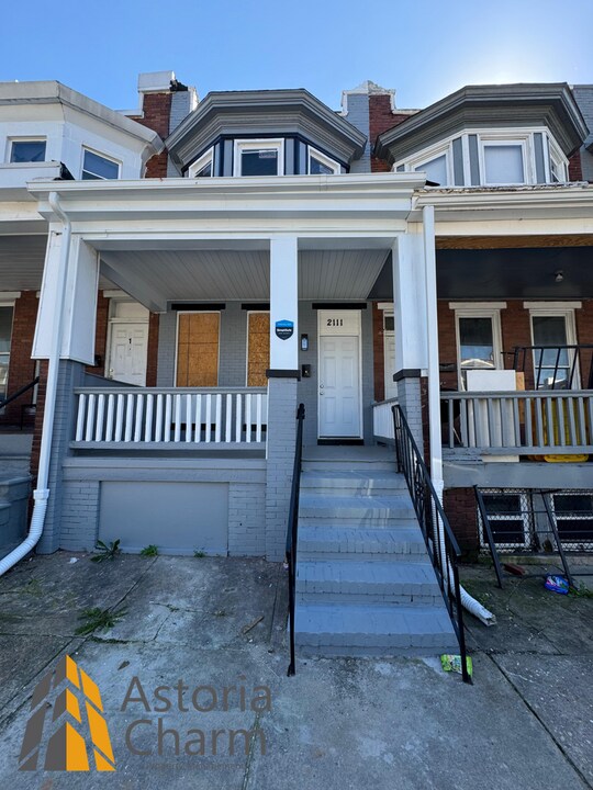 2111 Westwood Ave in Baltimore, MD - Building Photo