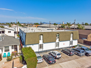 Felton Street Apartments in San Diego, CA - Building Photo - Primary Photo