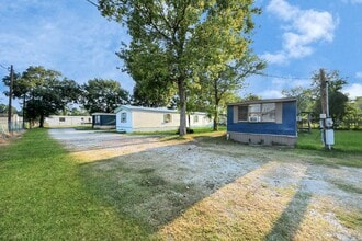21834 E Martin Dr in Porter, TX - Building Photo - Building Photo