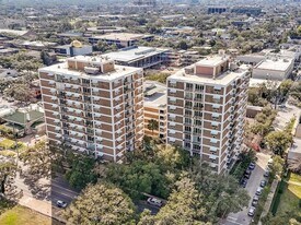 3600 Montrose Blvd, Unit 607 in Houston, TX - Building Photo