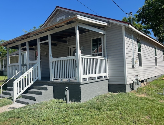 1020 16th St in Phenix City, AL - Building Photo