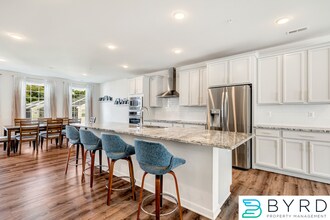 5908 Whitehurst Ln in Richmond, VA - Building Photo - Building Photo