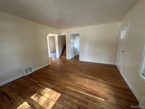 4508 Monroe St in Dearborn Heights, MI - Building Photo - Building Photo