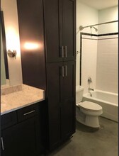 620 Glen Iris Dr NE in Atlanta, GA - Foto de edificio - Building Photo