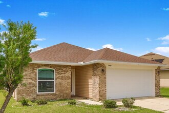 1626 Sugarpine Drive in Middleburg, FL - Foto de edificio - Building Photo