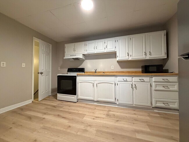 property at 1307 Forest Ave