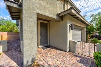 7017 Pearl Hilltop Ct in Las Vegas, NV - Building Photo - Building Photo