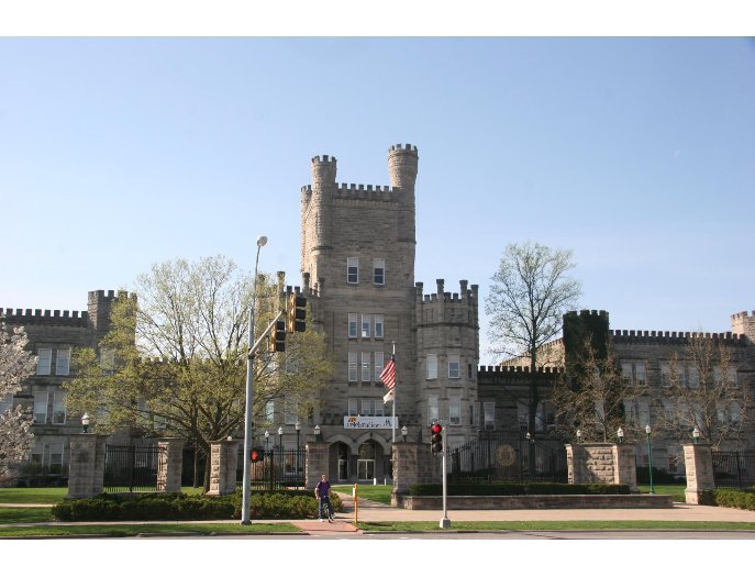 EIU Student Housing #3 in Charleston, IL - Foto de edificio