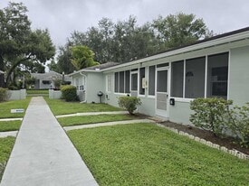 715 S Missouri Ave in Lakeland, FL - Building Photo