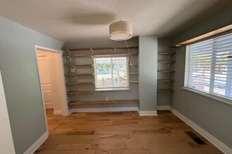 5410 18th Ave in Sacramento, CA - Building Photo - Building Photo
