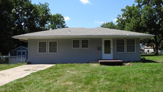 4108 Elledge Dr in Roeland Park, KS - Building Photo - Building Photo