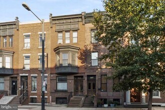 1825 S Broad St in Philadelphia, PA - Building Photo - Building Photo