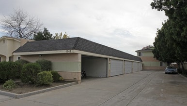 6062 Fullerton Ave in Buena Park, CA - Foto de edificio - Building Photo