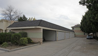 6062 Fullerton Ave in Buena Park, CA - Building Photo - Building Photo