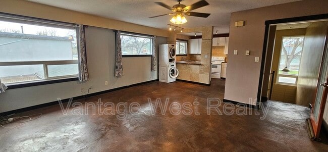 property at 1292-1292 Lawrence Ave