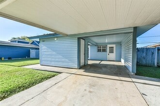 3706 Ramsey Dr in Pasadena, TX - Foto de edificio - Building Photo