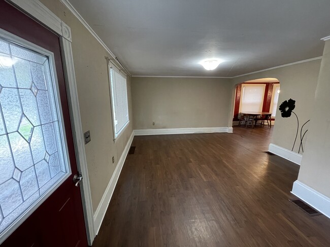 property at 130 N 7th St