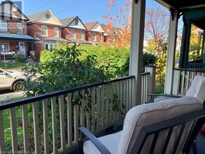 233 Balsam Ave S in Hamilton, ON - Building Photo - Building Photo