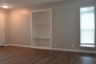 12400 Tree Line Dr in Austin, TX - Building Photo - Building Photo
