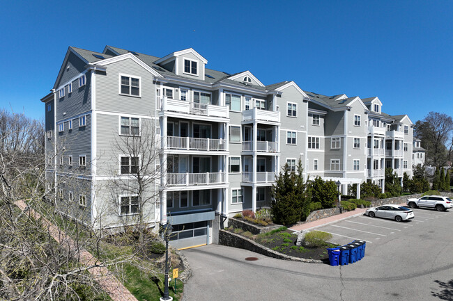 Marblehead Highlands in Marblehead, MA - Building Photo - Building Photo